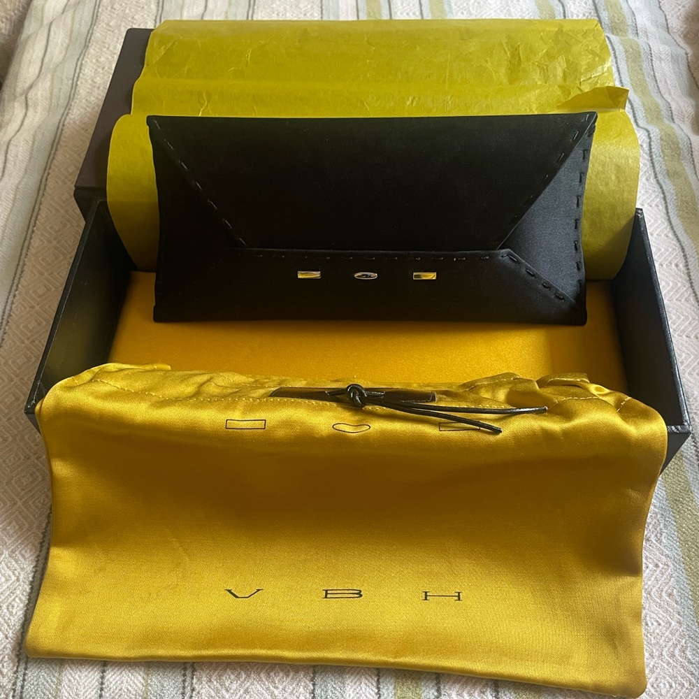 VBH Vernon Bruce Hoeksema Manila Satin/Suede clutch